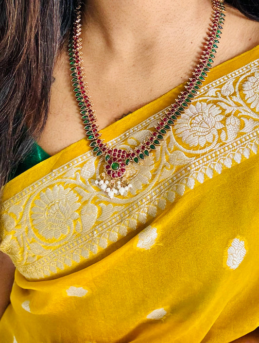 Long mullamottu (bud shaped) green and red neckpiece with earrings - YCGPNP680