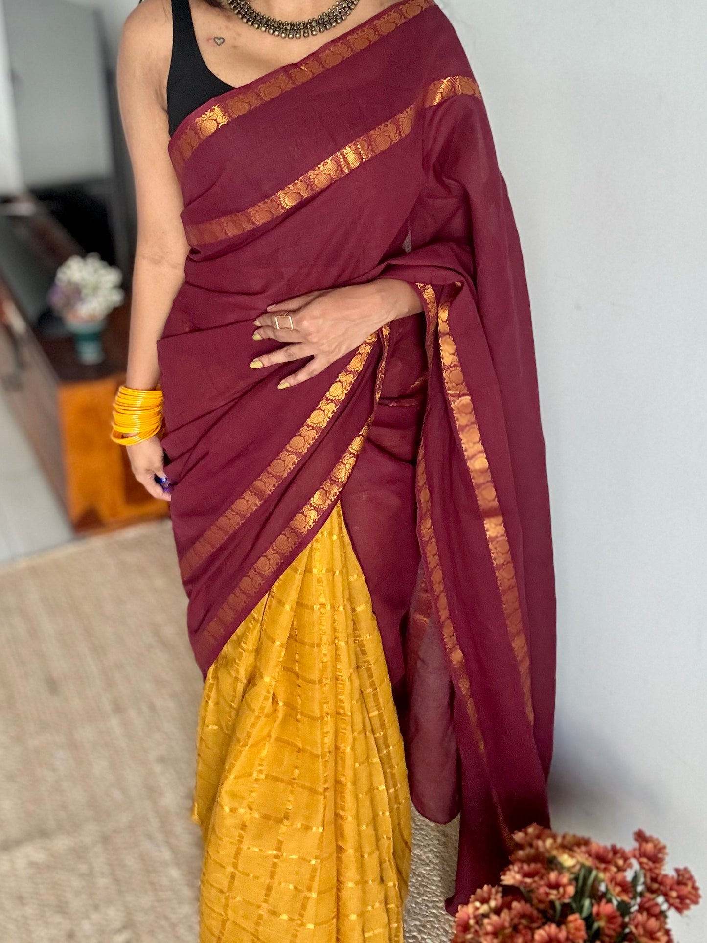 Kandigai (கண்டிகை): maroon with ginger yellow, sungudi cotton - YCENOID11