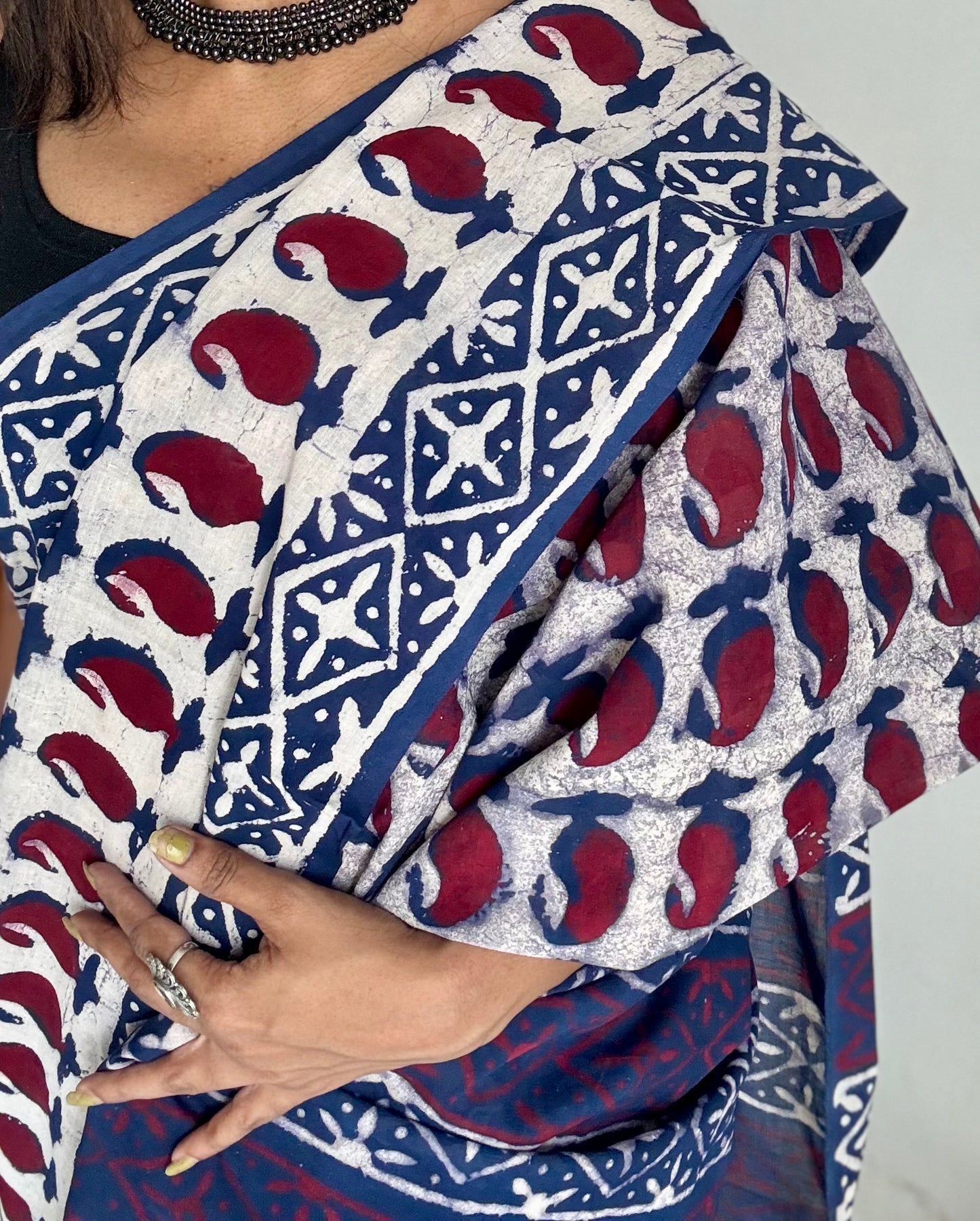 Beige with Indigo and maroon paisley motifs, block printed soft cotton saree - YCTORCMA23