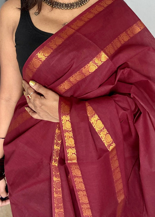 Dark maroon rettaipettu peacock double bordered, kattuchayam dyed madurai cotton saree - YCCOTNMSFE248