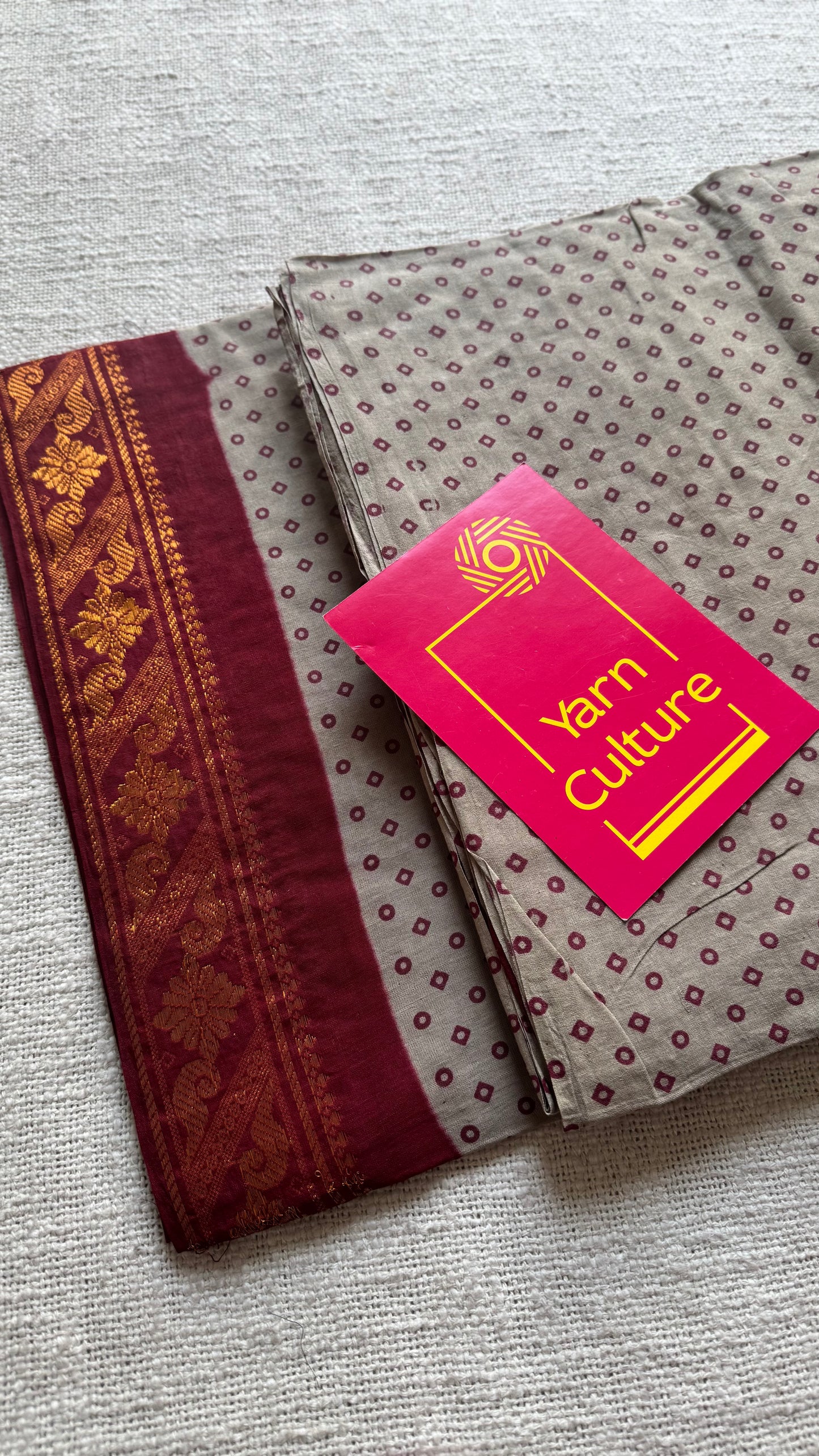 Warm grey with red, kattuchayam dyed madurai sungudi cotton saree - YCCOTNMSFE01