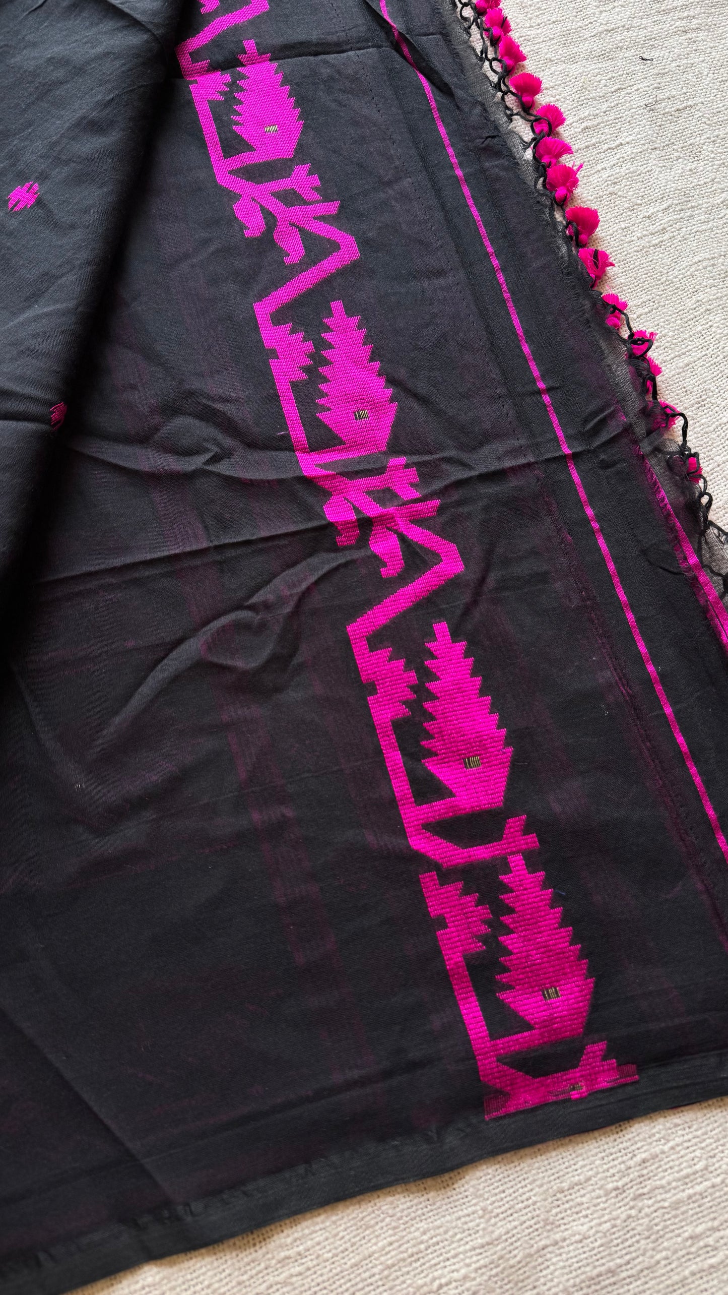 Black with magenta contrast jamdani saree in soft handloom cotton - YCBCJDFE380