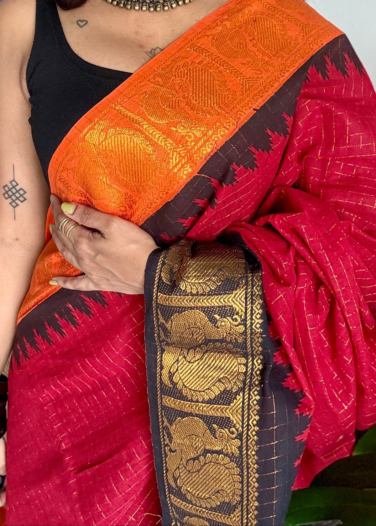 Sungudi cotton checks, red base, orange and black dual tone border, soft cotton - YCCOTNMSSE11
