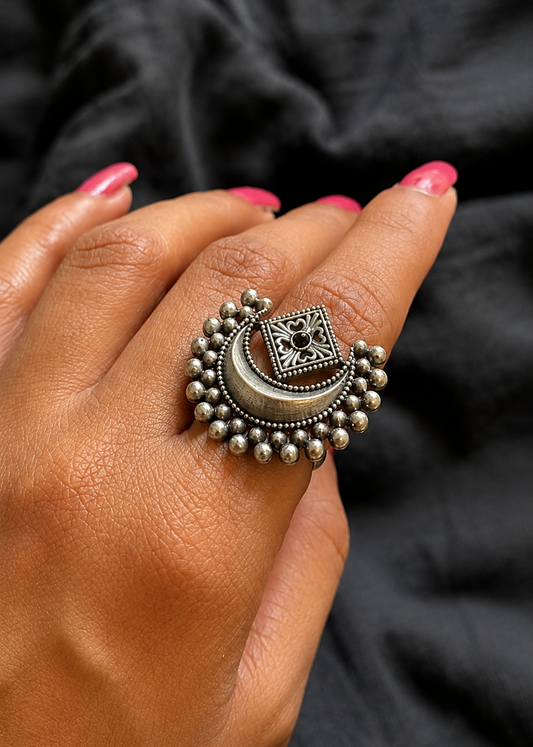 Adjustable ring, half moon ring, black stone - YCOSFR600