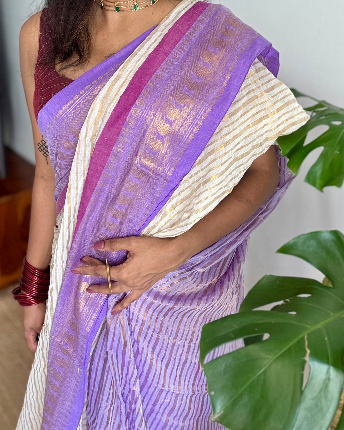 Ivory mul saree, purple and gold - YCIEON33