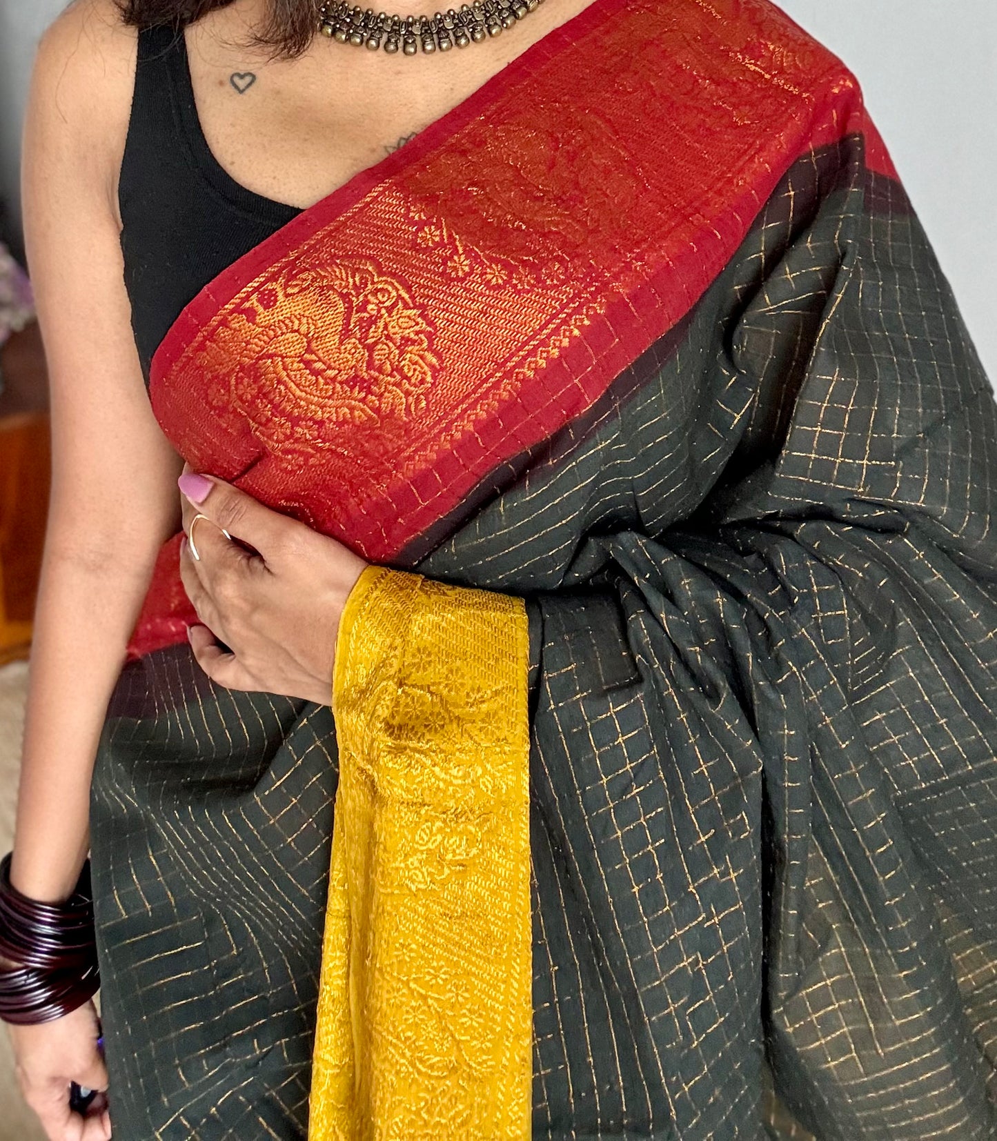 Sungudi cotton checks, black base, red and yellow dual tone border, soft cotton - YCCOTNGJJA180