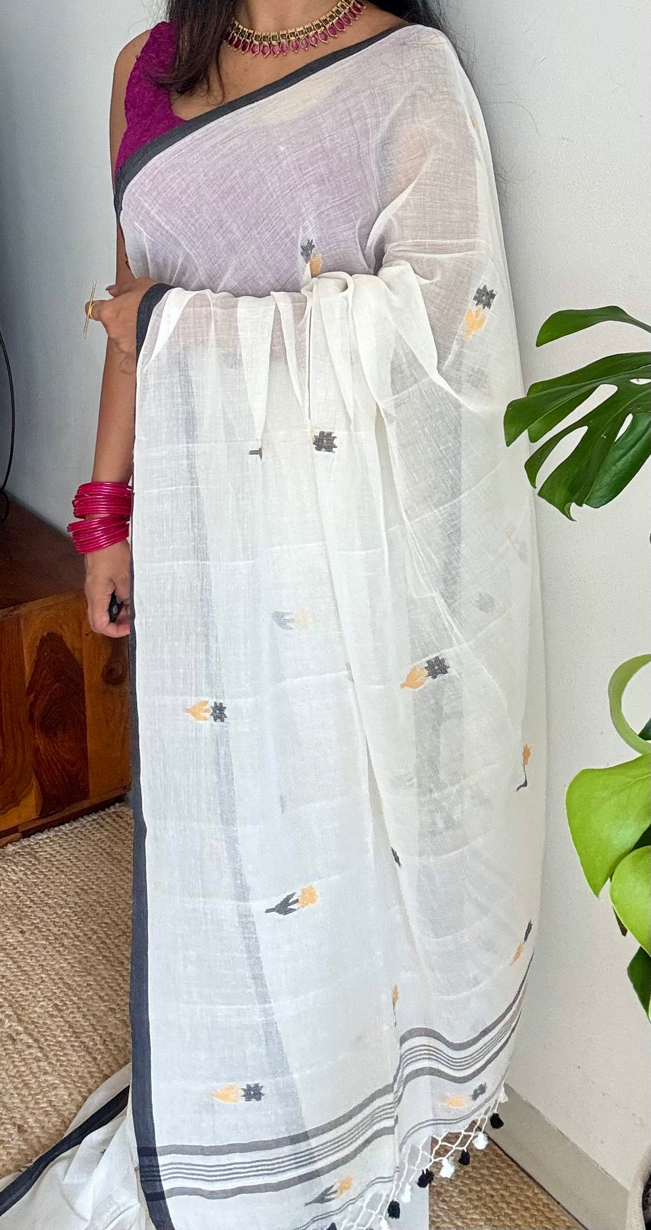Ivory soft cotton saree, jamdani floral work - YCIEON31