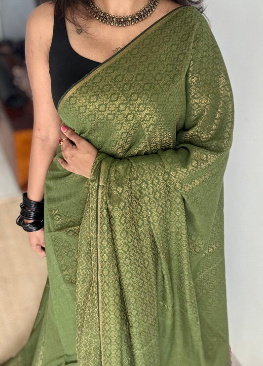 Green and gold brocade pattern in mul - YCBCFEJUBM03