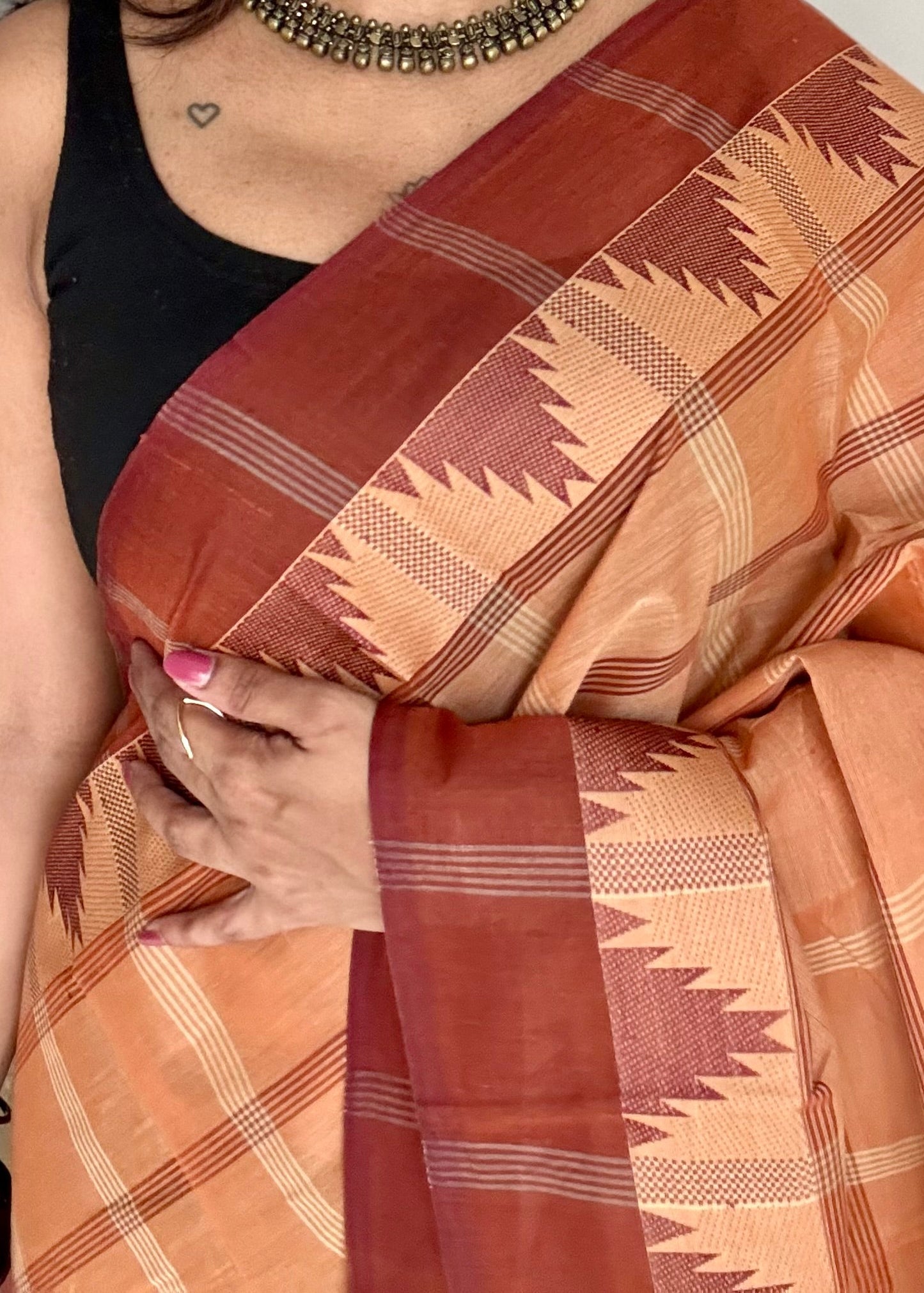 Chettinad cotton saree with light brown and dark brown checks, temple motif border - YCCOTNAP71