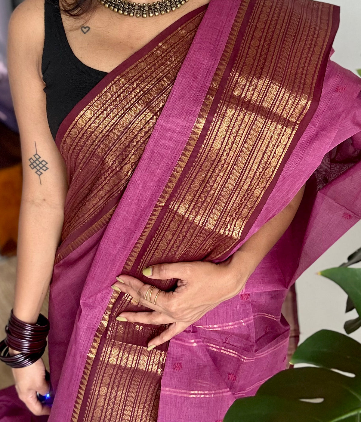 Berry pink with maroon zari border chettinad cotton saree - YCCOTNCKSE13