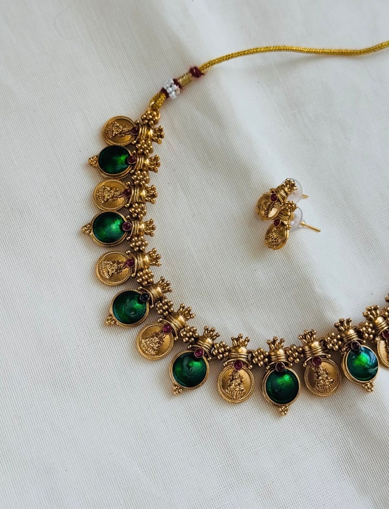 Coin necklace with green pendants, with earrings - YCGPNP773