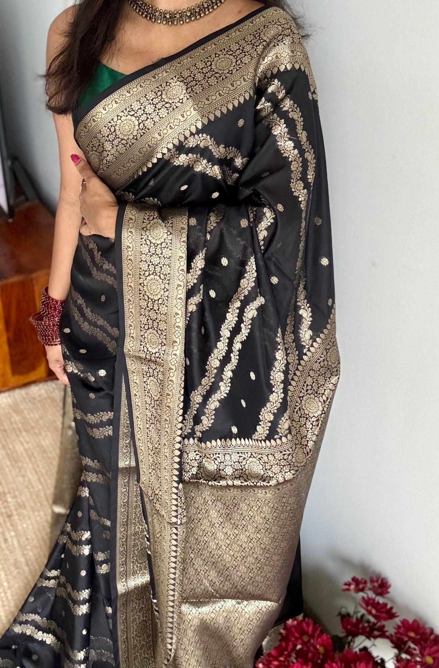 Black floral zari, Banarasi semi-georgette - YCDESE14