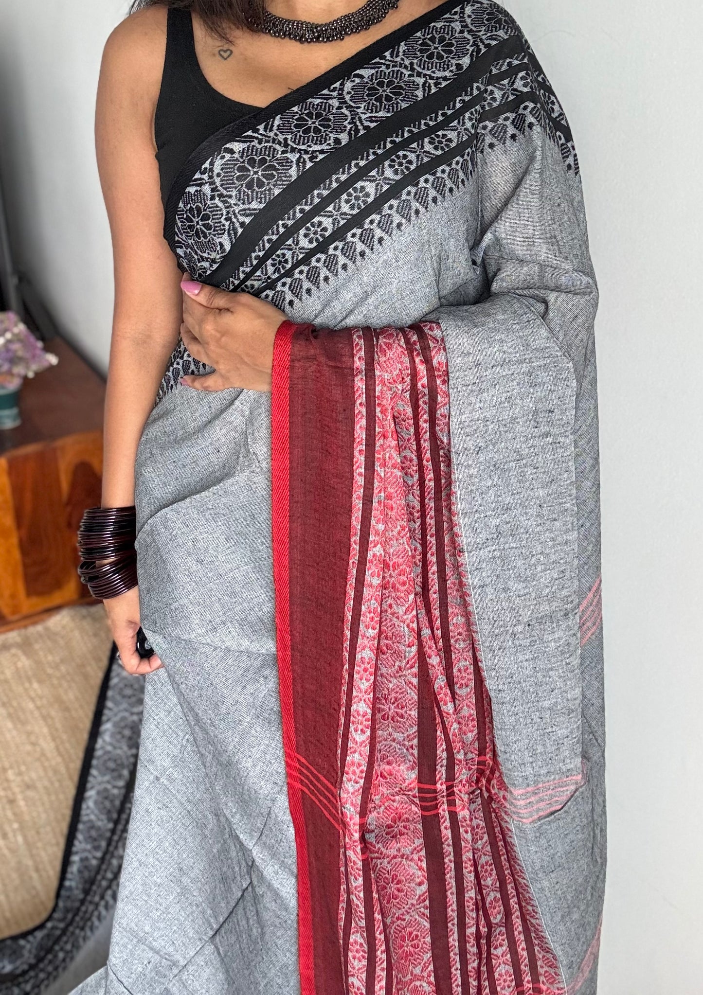 Grey with red and black threadwork, begampuri soft cotton - YCBCBPJA201