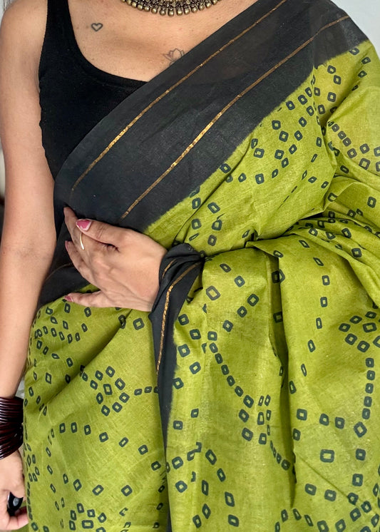 Green with black contrast, kattuchayam dyed madurai cotton saree - YCCOTNMA236