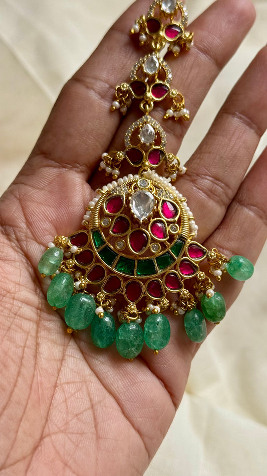 Green, ruby, white kundan maang tikka - YCAGMT287