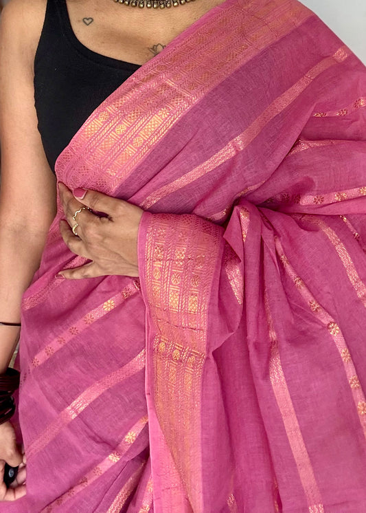 Dusty pink floral patterned velthaari, kattuchayam dyed madurai cotton saree  - YCCOTNMSAP214