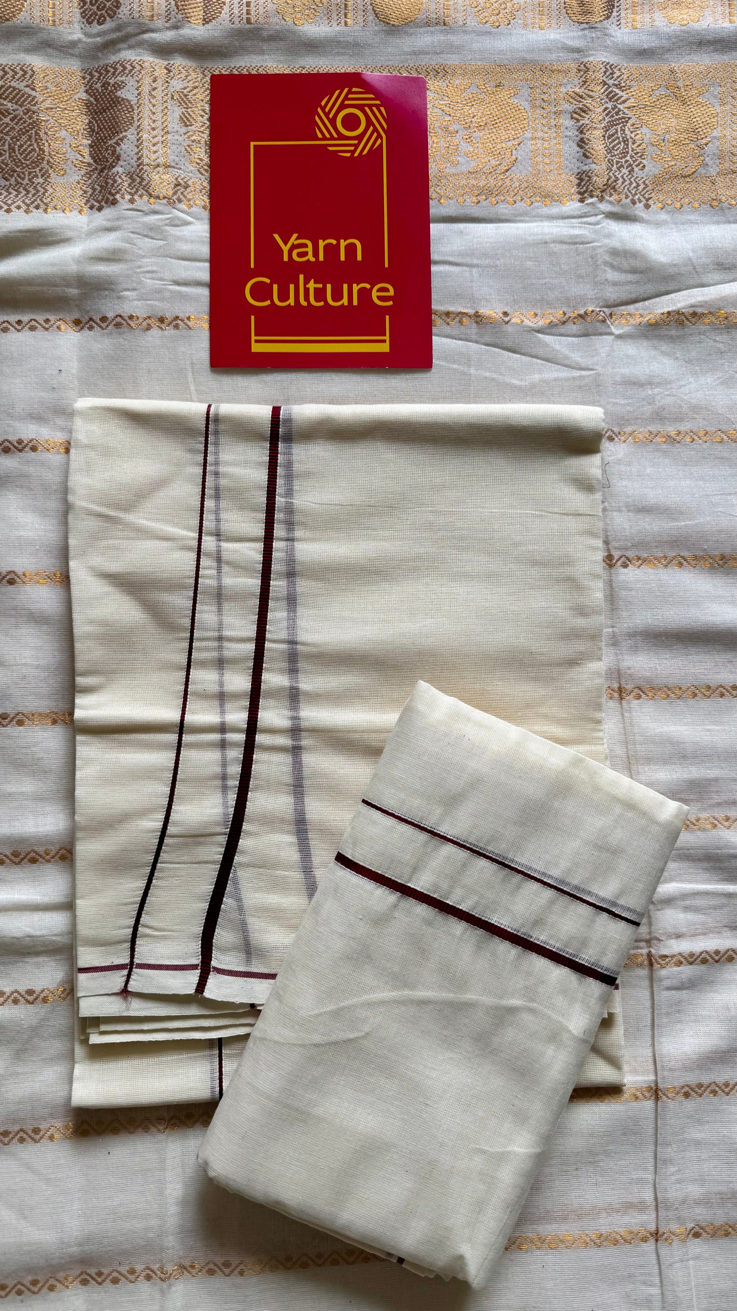 Set mund, kambikkara (thin border) with maroon coloured lines - YCIEON132