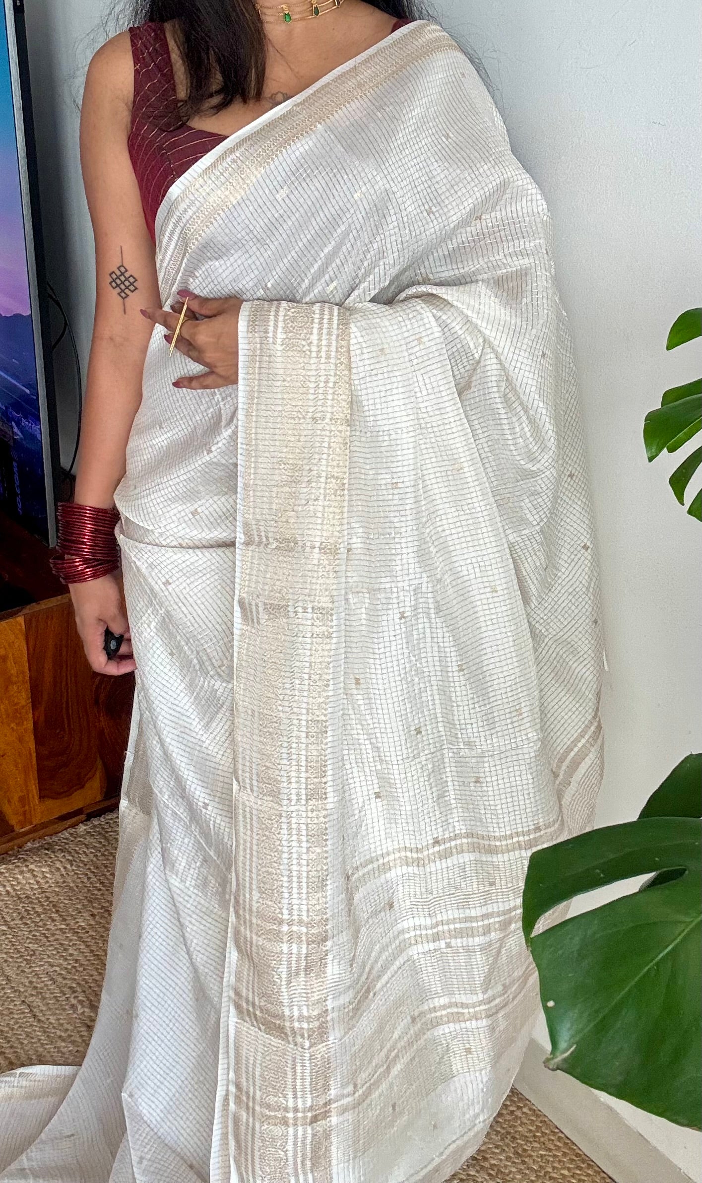 Off white and gold soft georgette saree, checks, gold border - YCIEON84