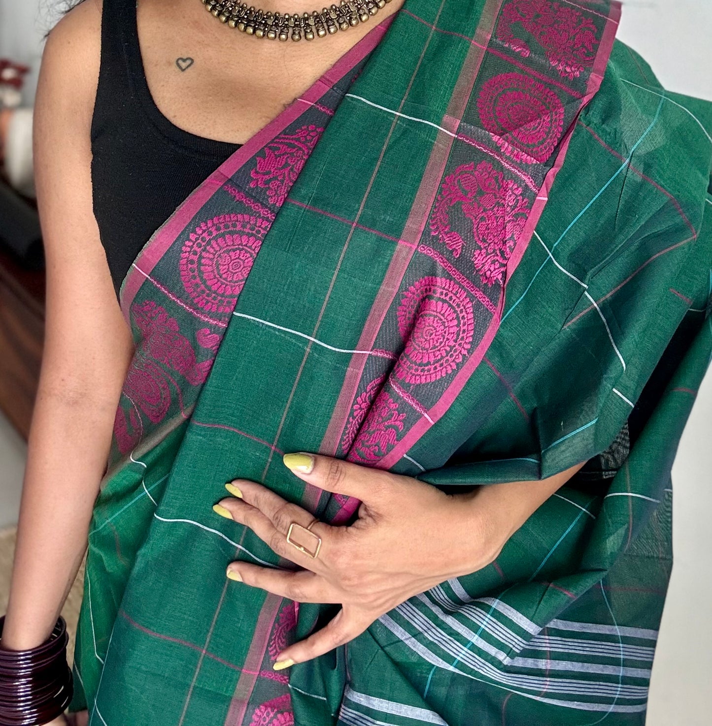 Chettinad cotton saree in dark green with pink checks, thread motif border - YCCOTNJUCC05