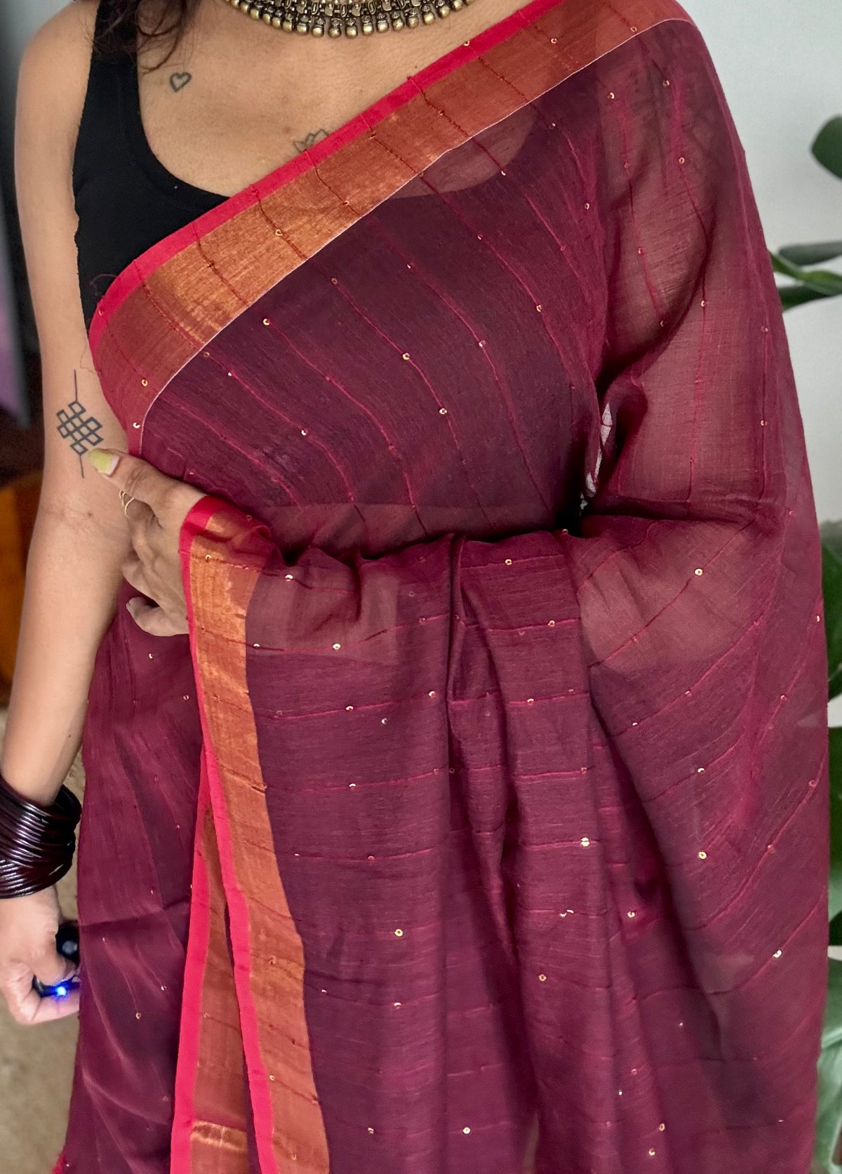 Maroon mul cotton saree with sequins and zari border - YCBCMCSE30