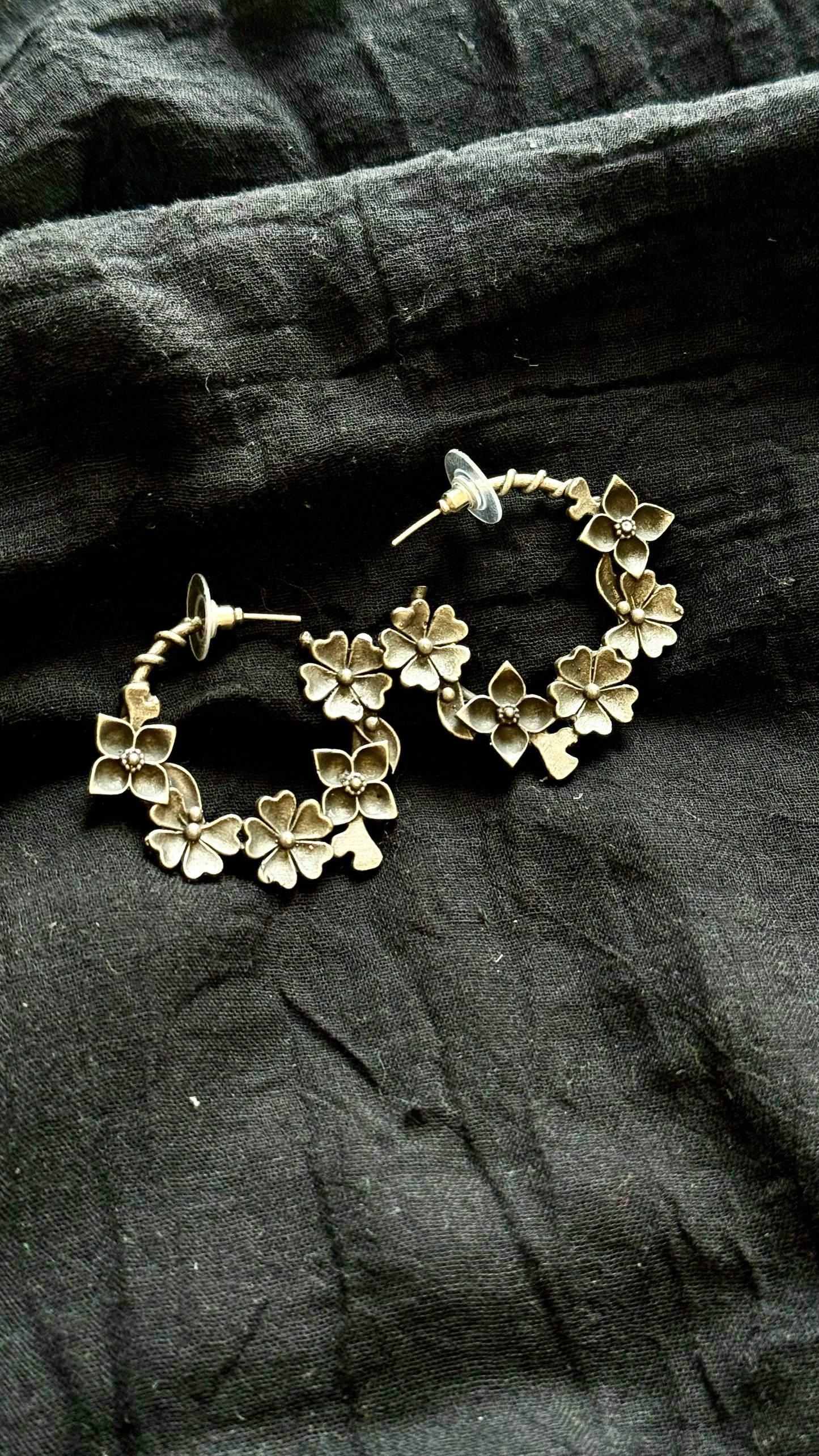 Floral roung hoop earring - YCOSEL590