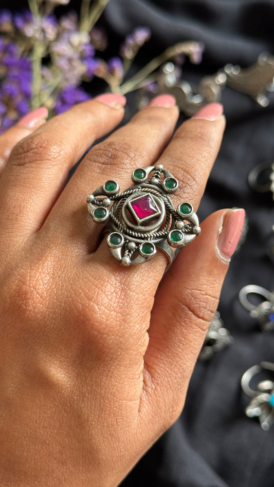 Adjustable floral square ring - green red stones