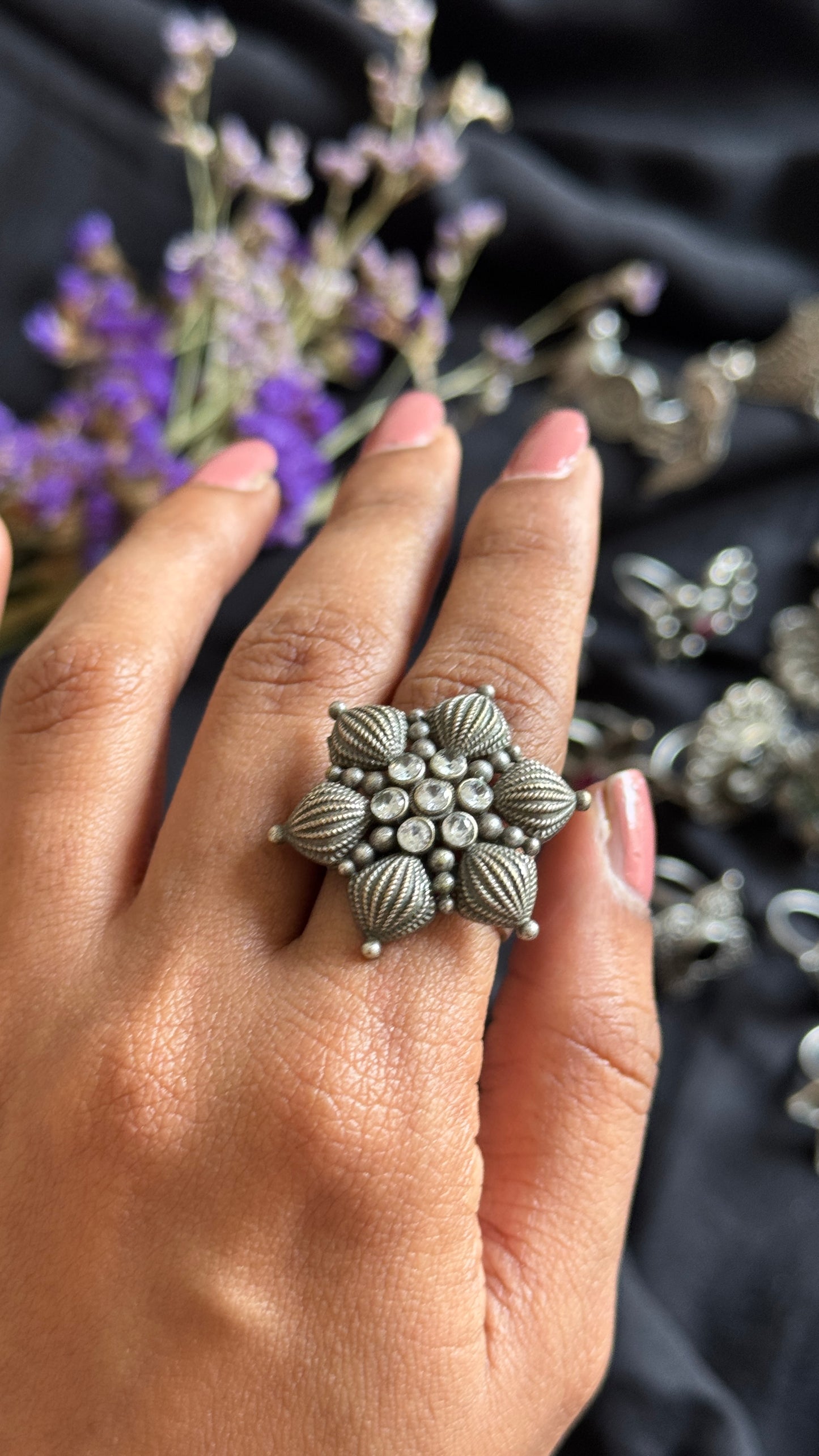 Adjustable floral petal ring - white stones - YCOSFR105