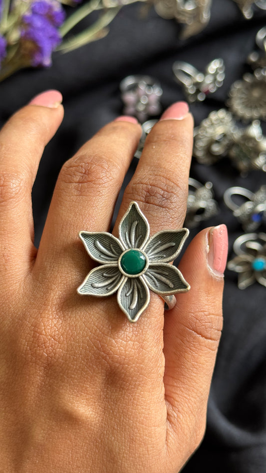 Antique Bloom - Adjustable Floral Ring, Green