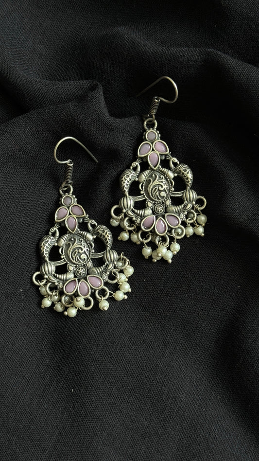 Hanging earrings - silver & baby pink - YCOSED02