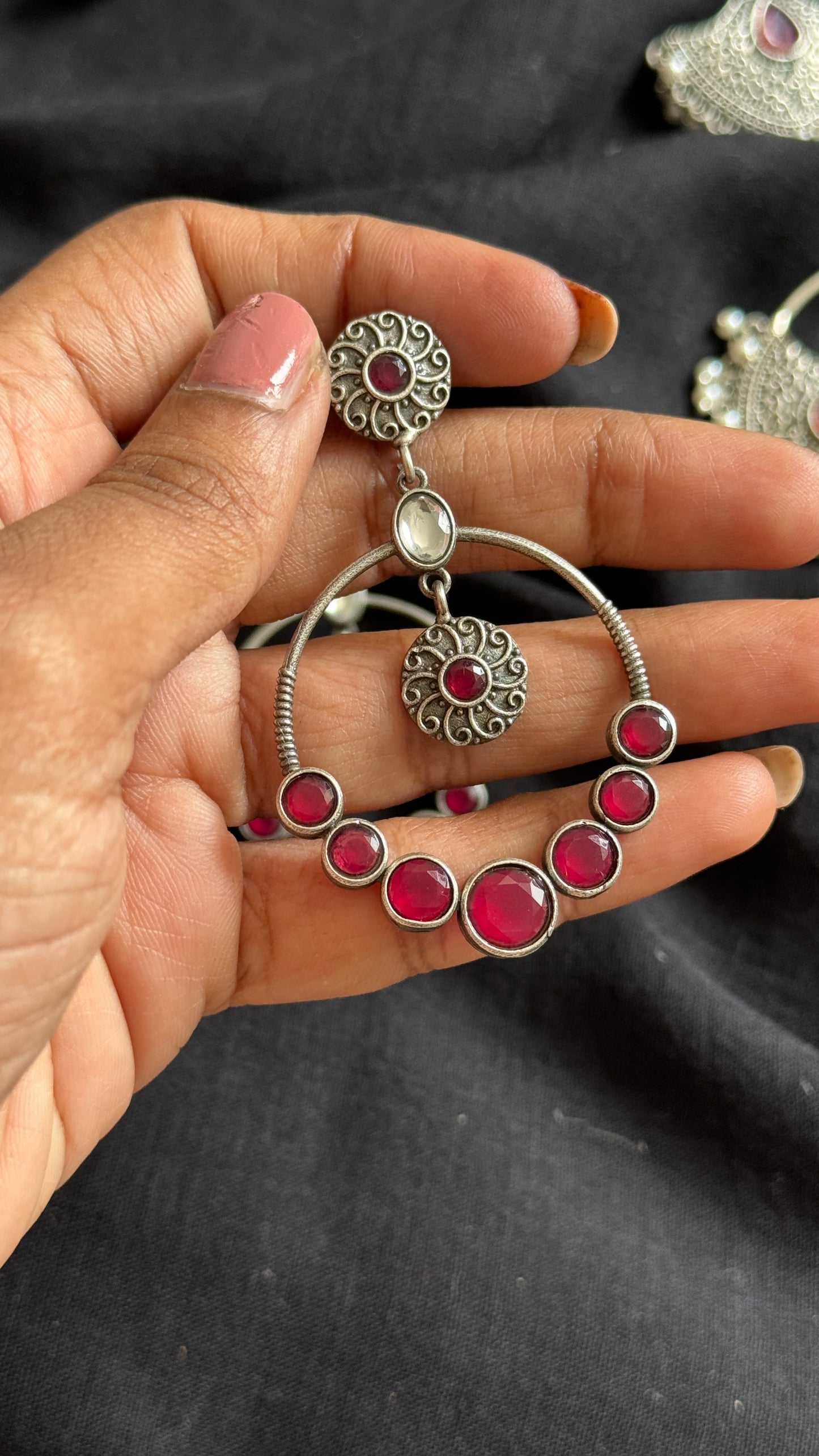 Dangler loop earrings - silver & red stones - YCOSED26