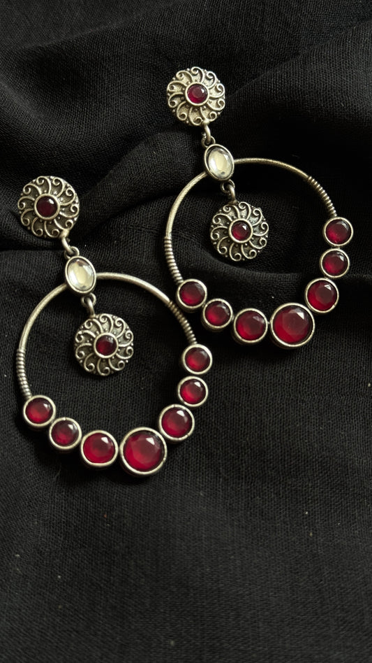Dangler loop earrings - silver & red stones - YCOSED26