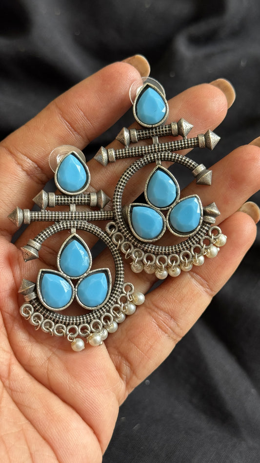 Dangler earrings - silver & blue - YCOSED14