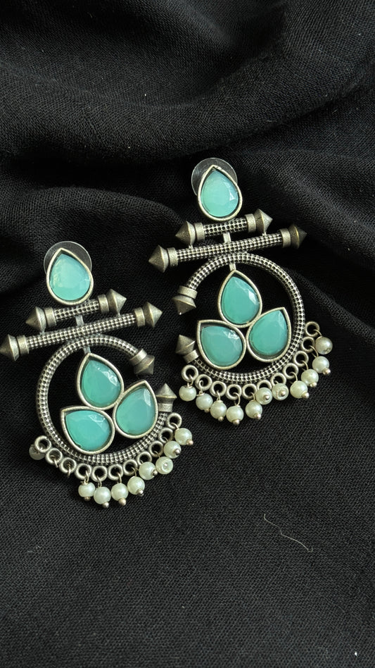 Dangler earrings - silver & mint green