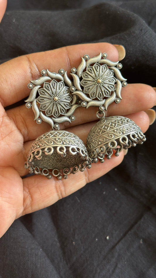 Floral Jhumka