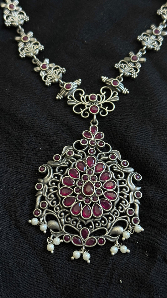 Long haram - silver & red, with dangler earring