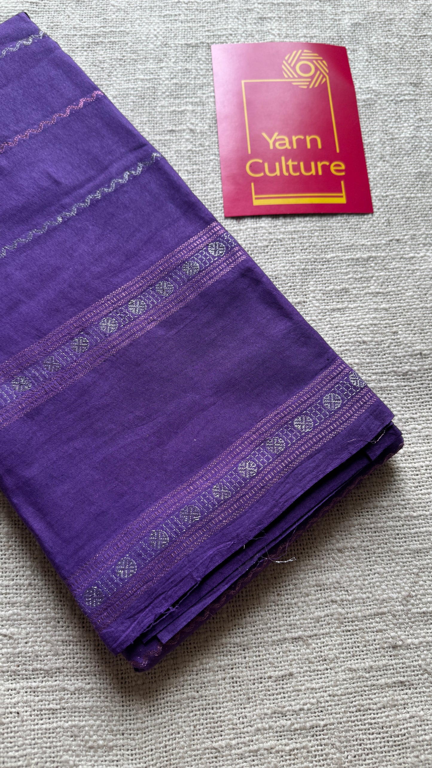Violet veldhaari and patterned silver zari sungudi