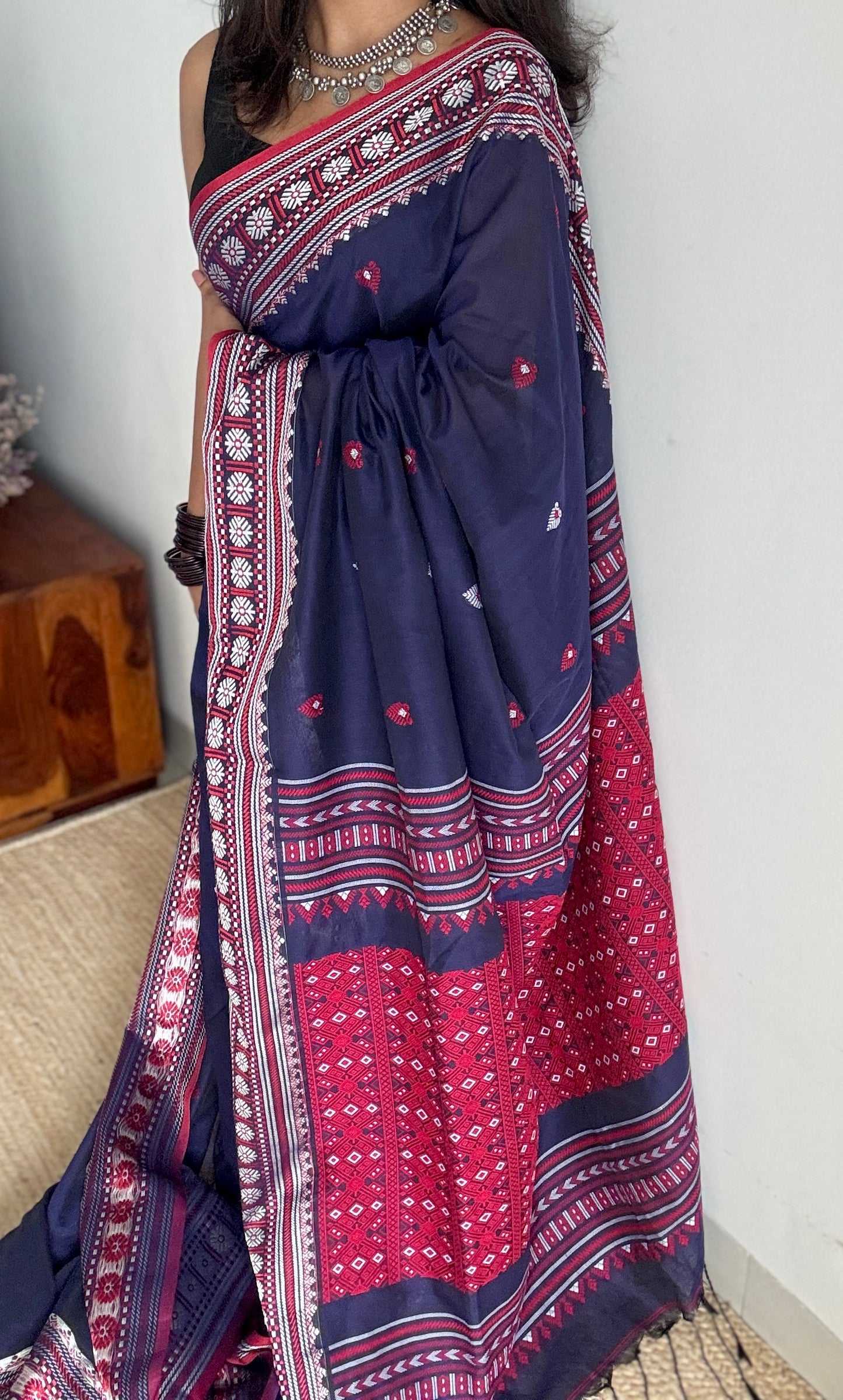 Nilanjana (নীলাঞ্জনা) – One with deep blue eyes, soft cotton - YCHOTEA04