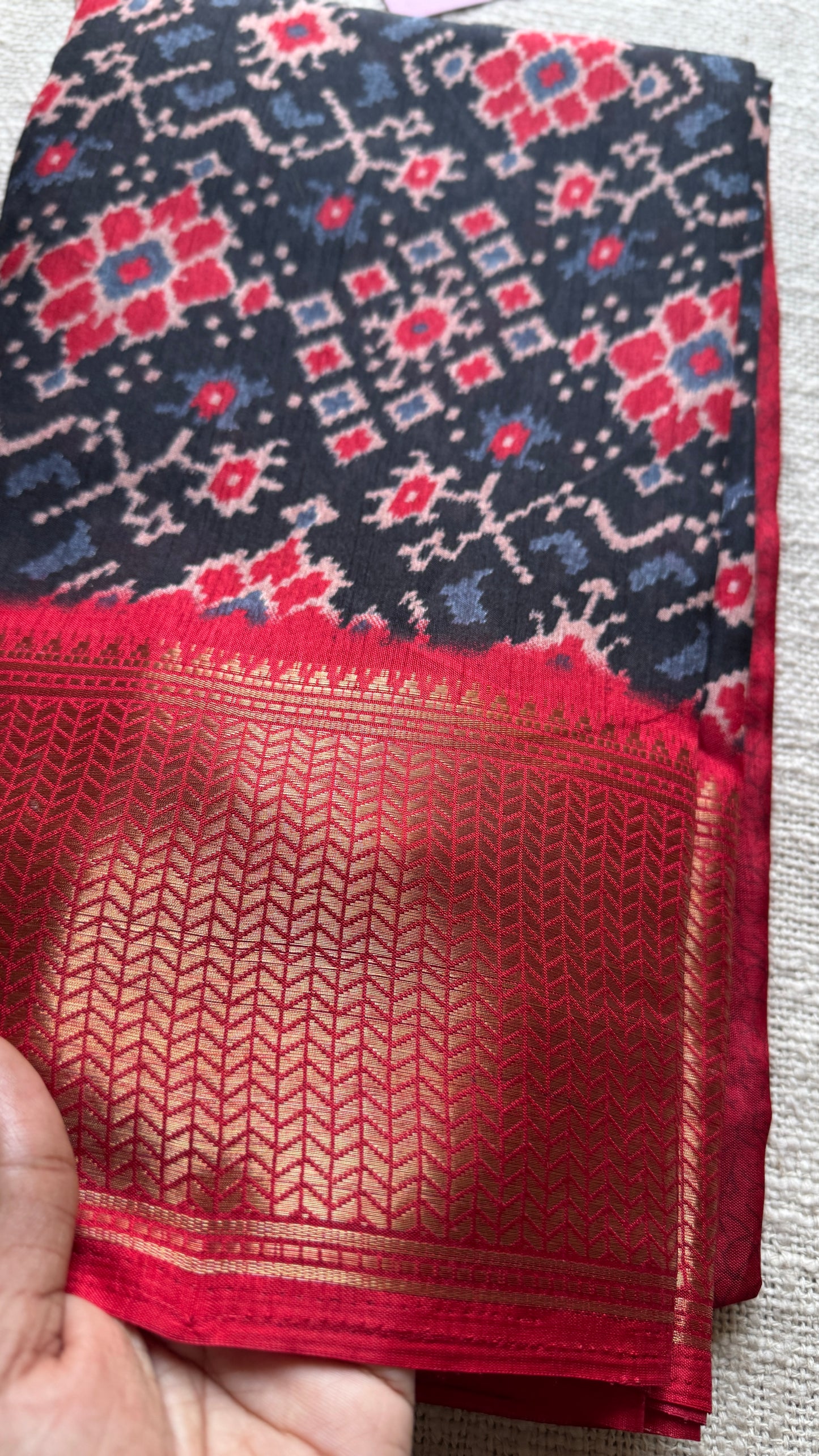 Black red dola semi silk with patola pattern