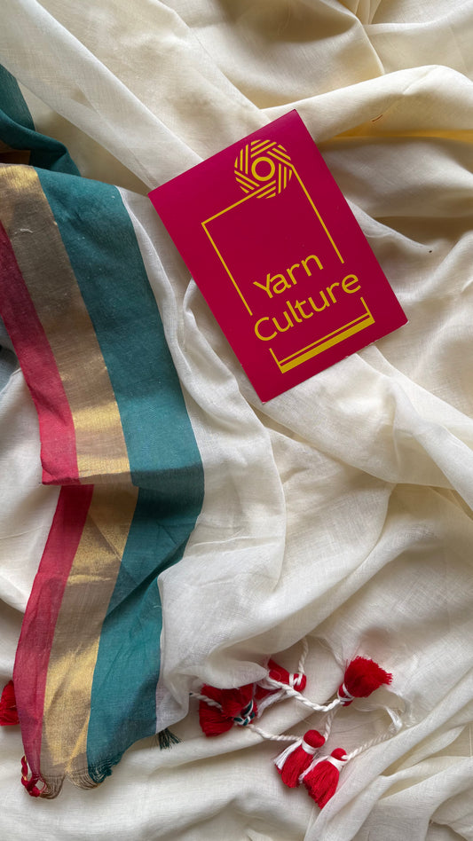 Ivory with red, green & gold border, mul cotton - YCON25BCM31