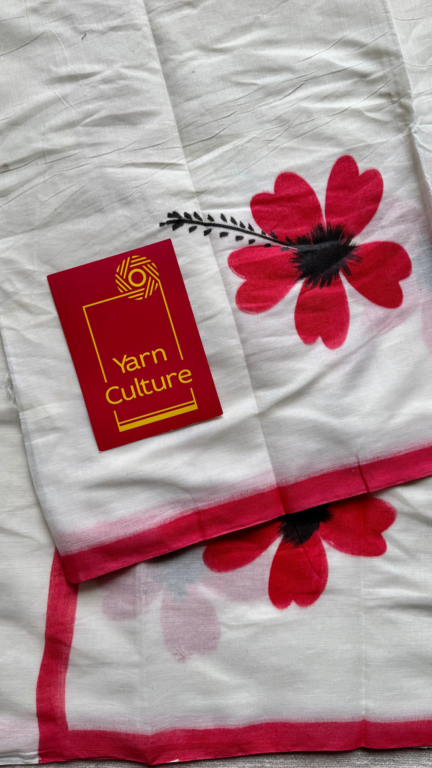 Ivory soft cotton with painted hibiscus flowers in red - YCON25BCSC45