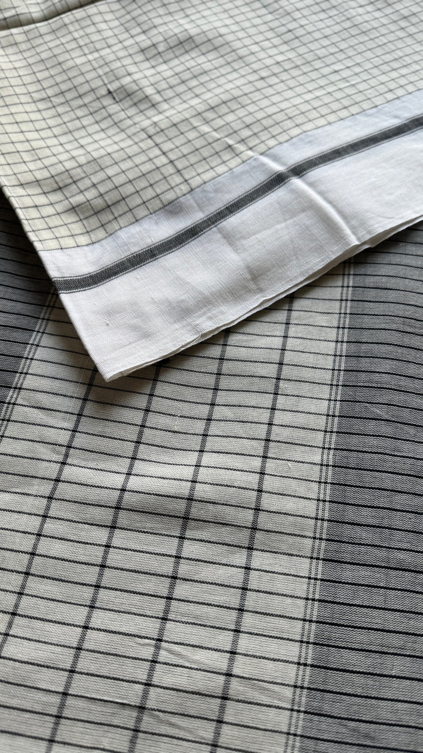 Cream with Black Checks - Patteda Anchu
