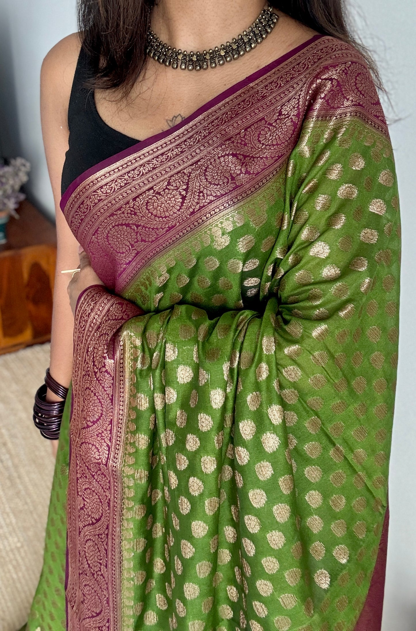 Mehendi Rang - Green antique gold with contrast purple border & pallu,  Banarasi semi georgette