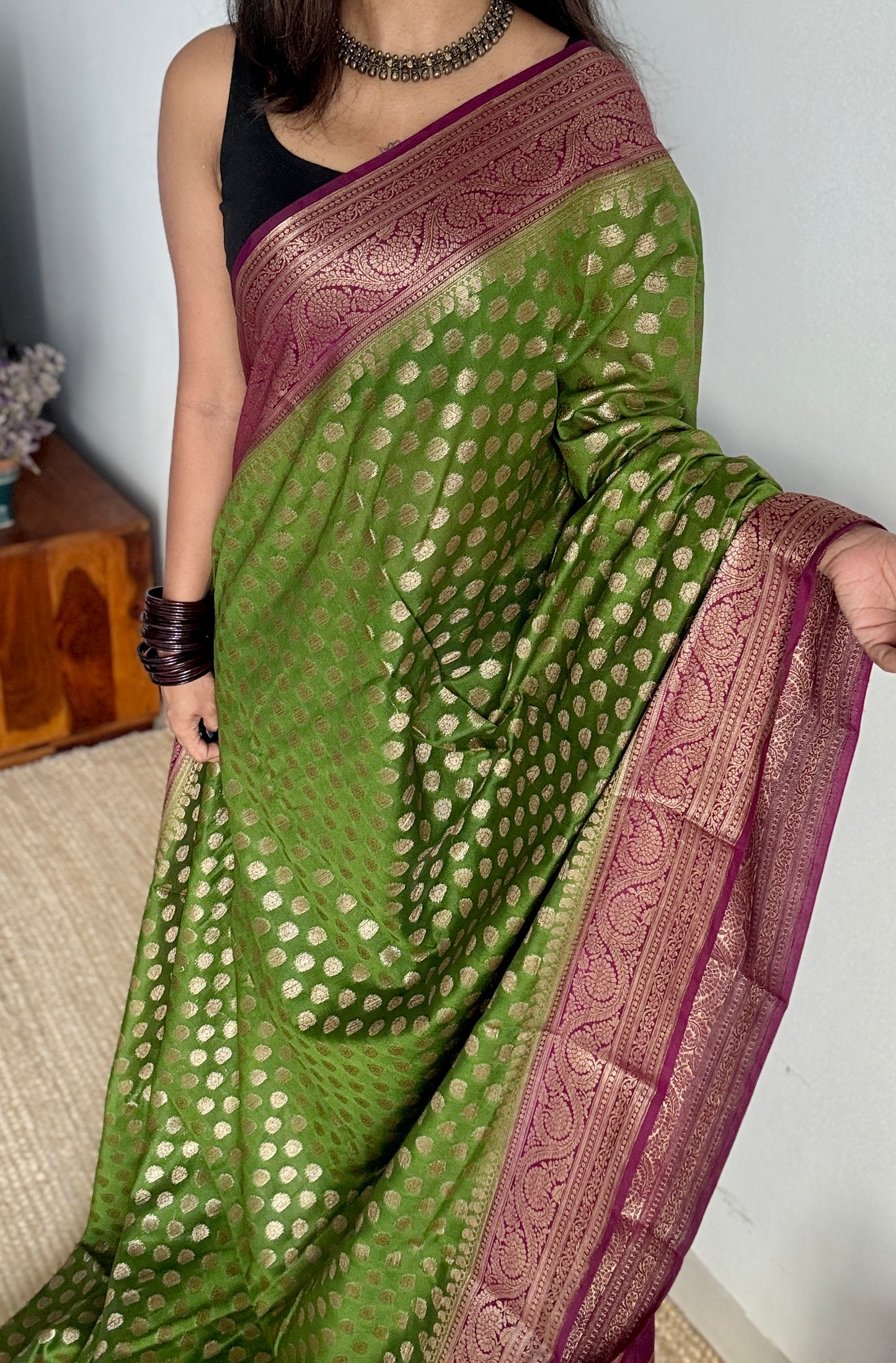Mehendi Rang - Green antique gold with contrast purple border & pallu,  Banarasi semi georgette