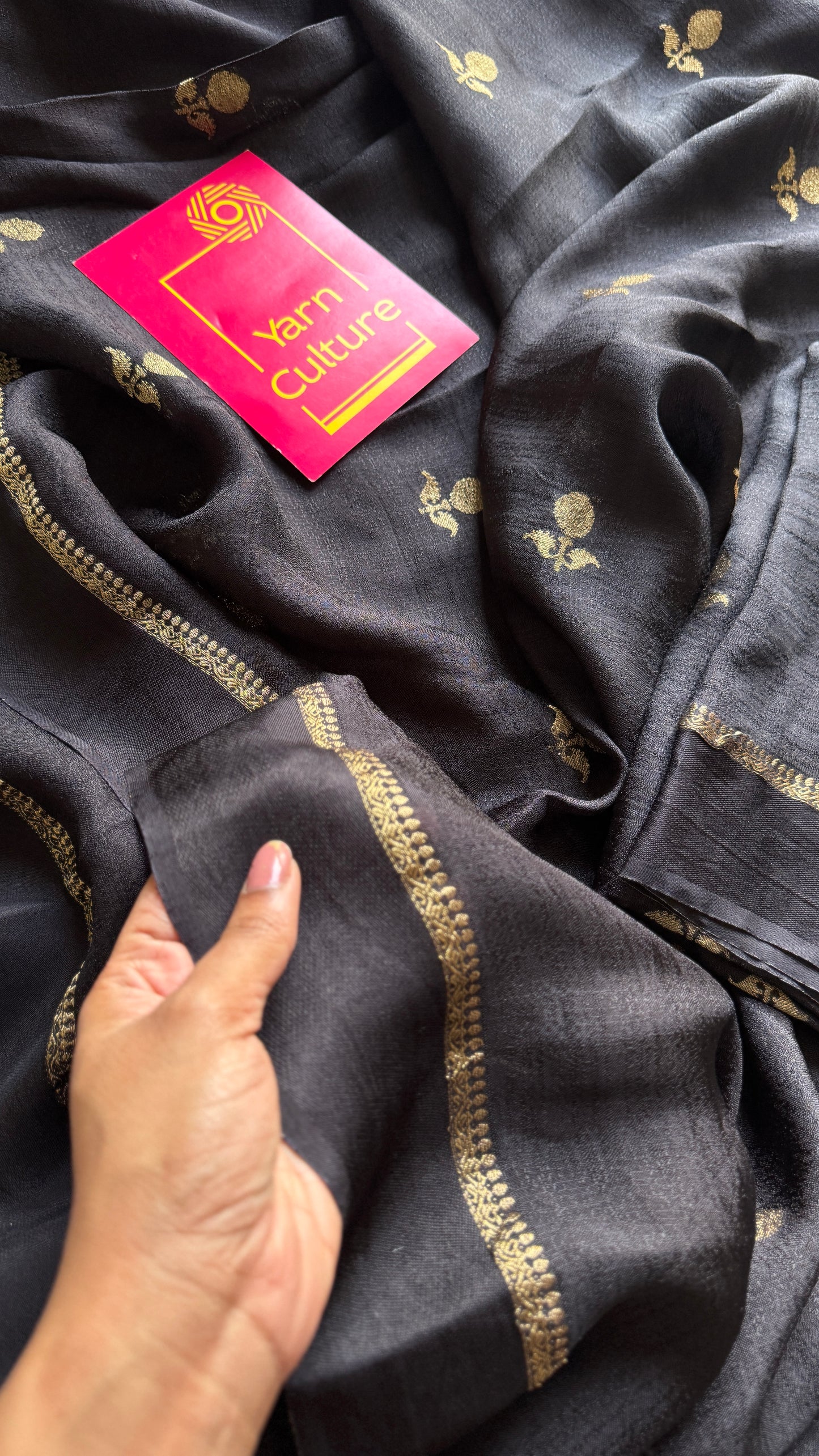 Black with jacquard zari butas - Khadi silk