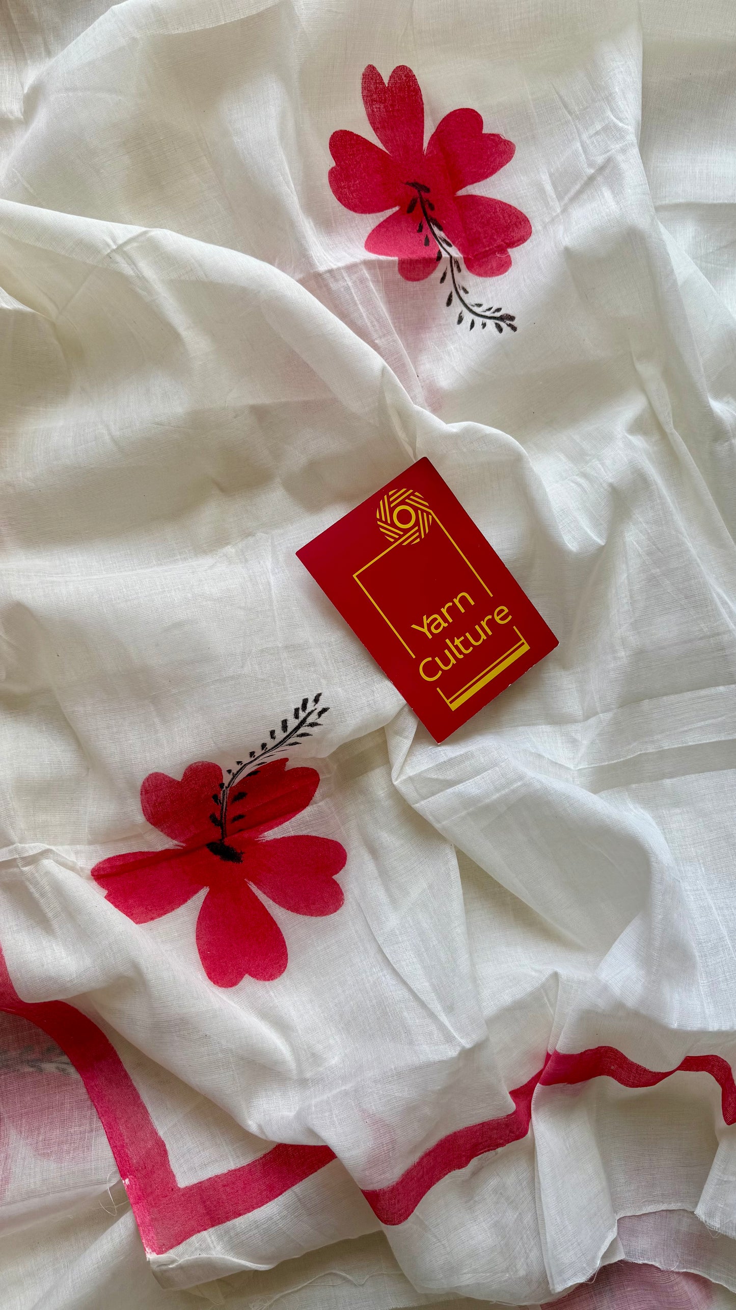 Ivory soft cotton with painted hibiscus flowers in red - YCON25BCSC45