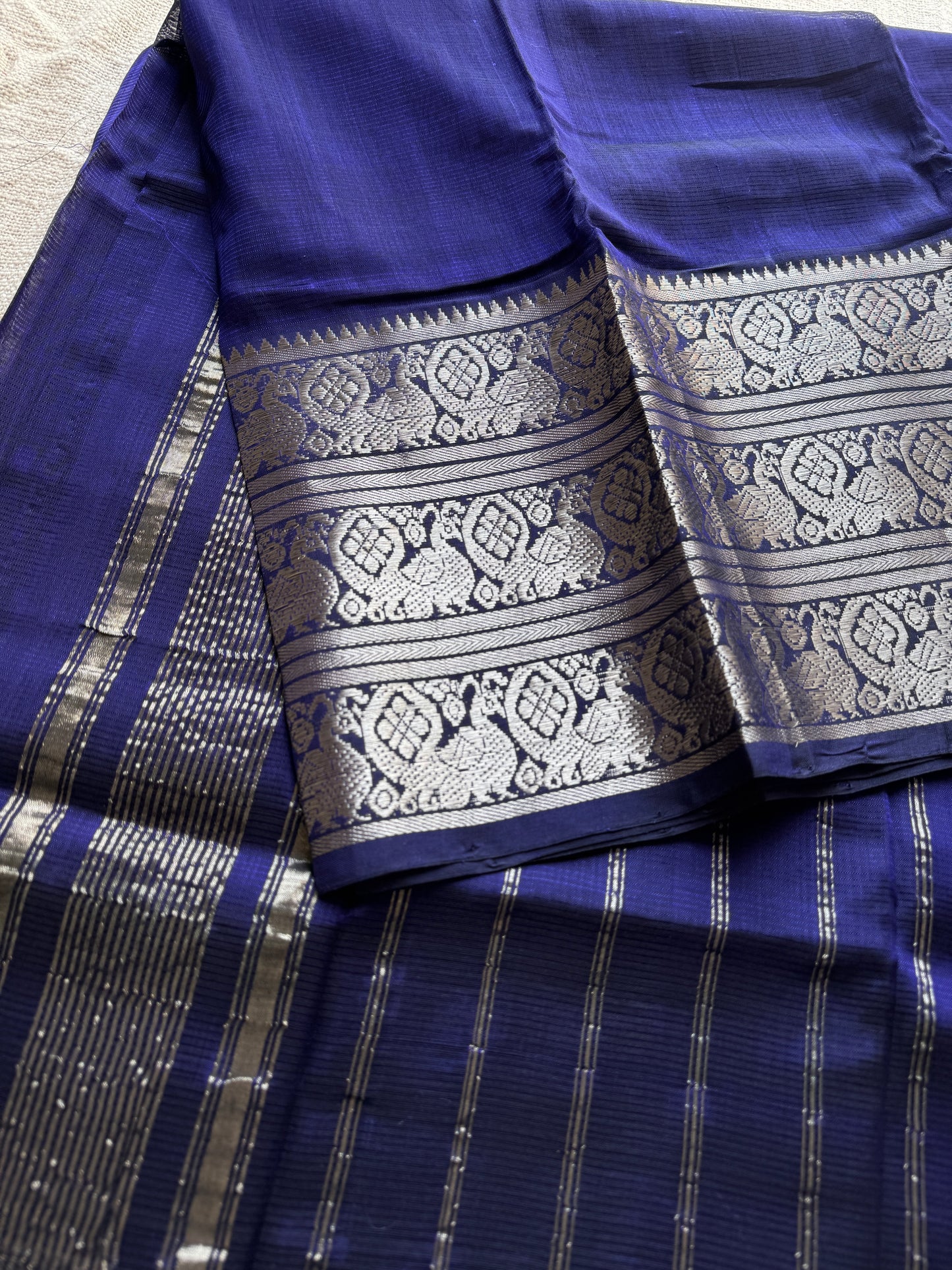Violet with silver peacock woven zari border, mangalgiri silk cotton, handwoven, soft, light weight - YCWOTDMSCM02