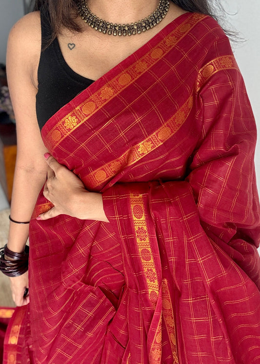 Maroon adayar zari kattam, sungudi cotton, with contrast blouse fabric - YCCOTNAZKR03