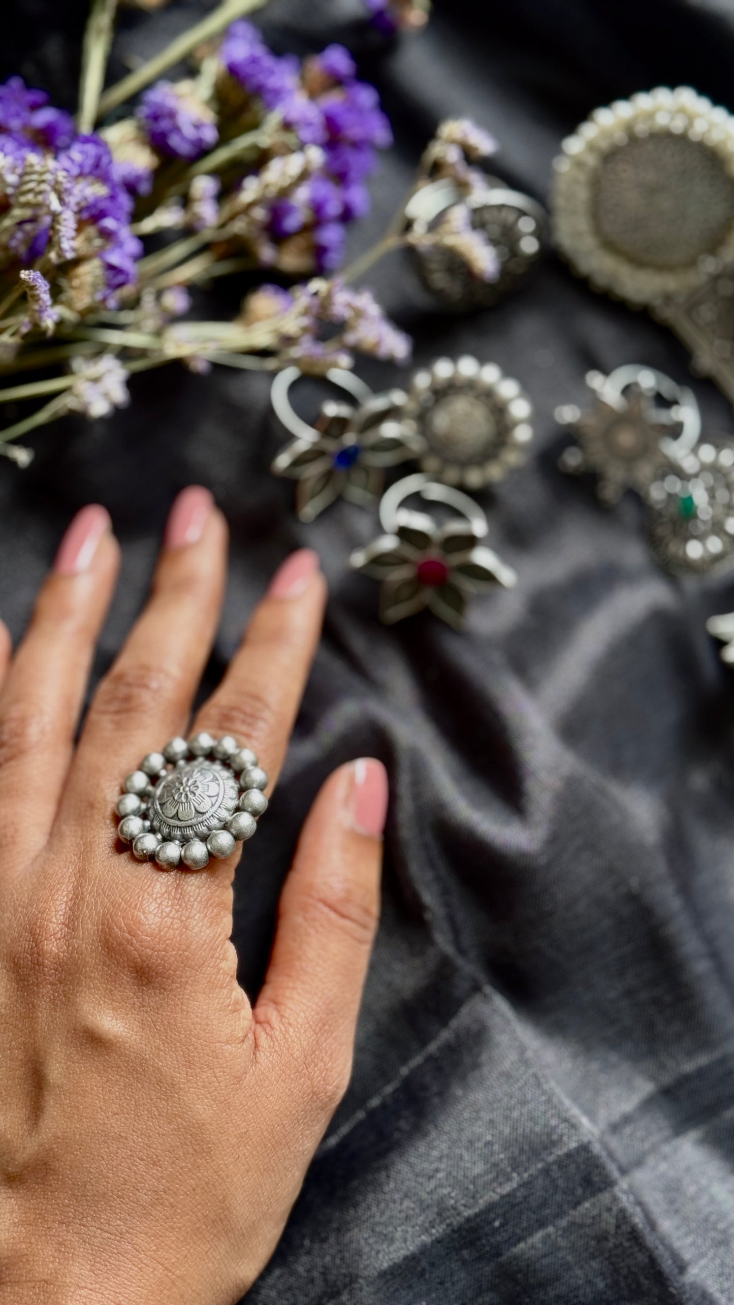 Antique Bloom - Adjustable Round Floral Ring