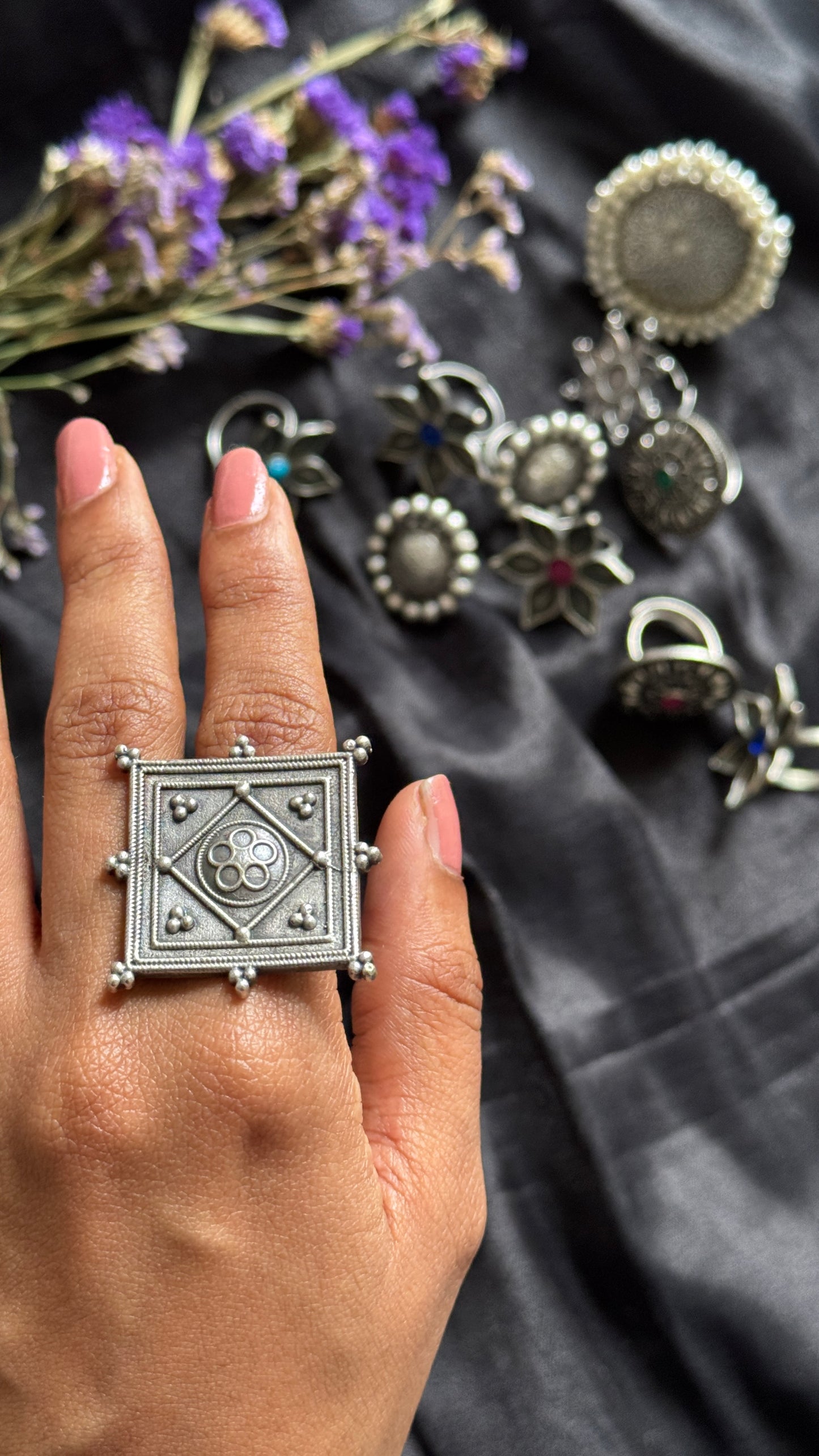 Antique Bloom - Adjustable Square Floral Ring