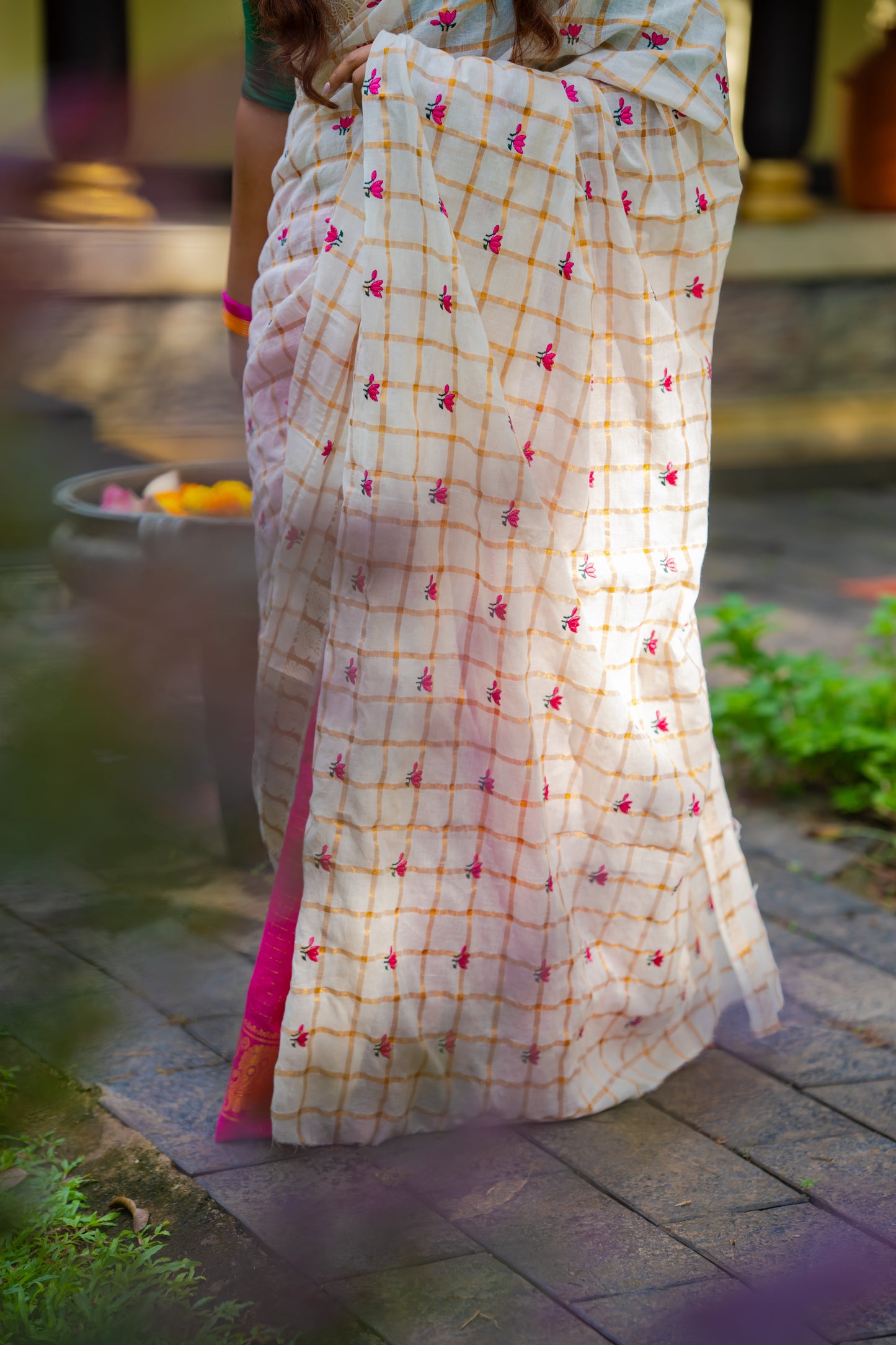 Remya : Thamara Sungudi Kattam - lotus with sungudi cotton half-half checkered saree - YCIEON168